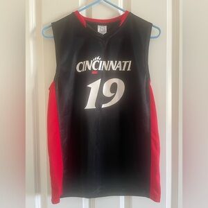 University of Cincinnati/UC Bearcats Youth Basketball Jersey New Without Tags